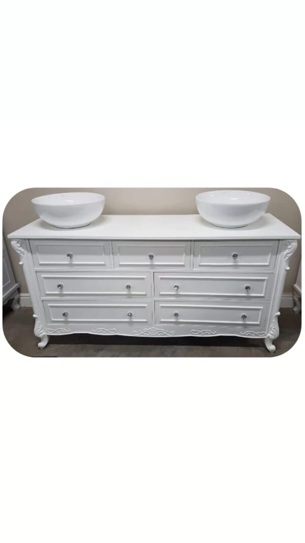 V9 7 Drawer - carved legs