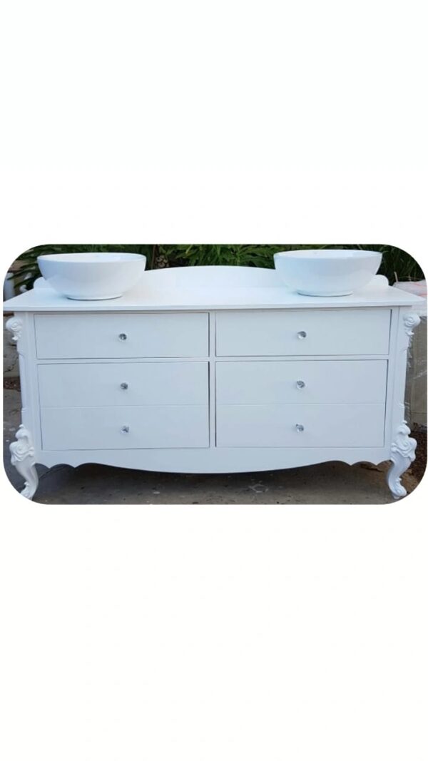 V10 6 Drawer - carved leg - Image 2