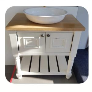 V12 2 Door vanity with towel rack