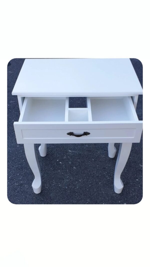 V22 1 Drawer vanity with french legs