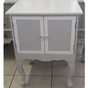 V25 2 Door vanity