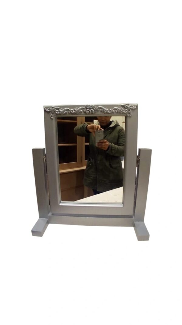 SP2 Mirror with stand